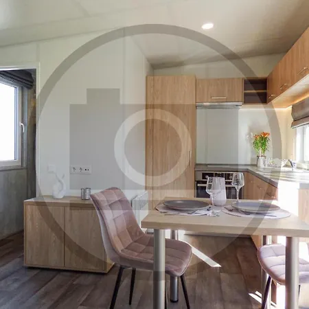 בית נופש Tiny Haus 89 Am Brombachsee פליינפילד